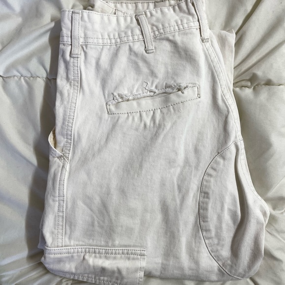 Brandy Melville Pants - Brandy Melville J Galt Piper Cargo Pants